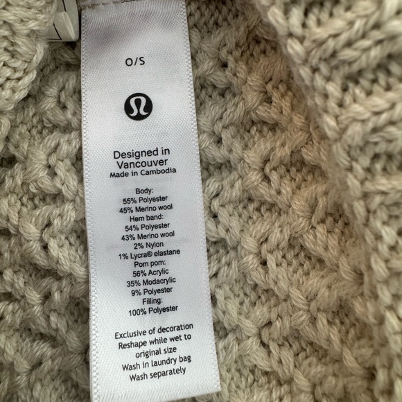 Lululemon Cozy Cream Knit Pom-Pom Toboggan Beanie - Picture 8 of 9